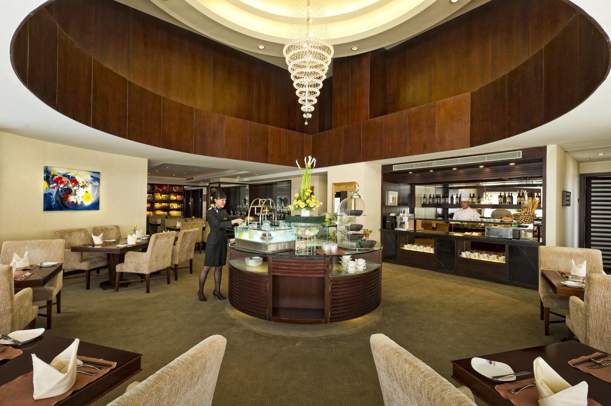 Hotel Nikko Тяньцзінь Екстер'єр фото The lounge at the airport